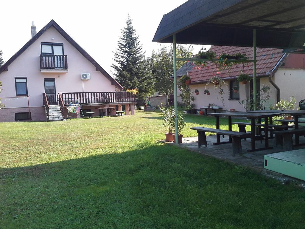 Apartament Utulny Privat Veľký Meder Zewnętrze zdjęcie
