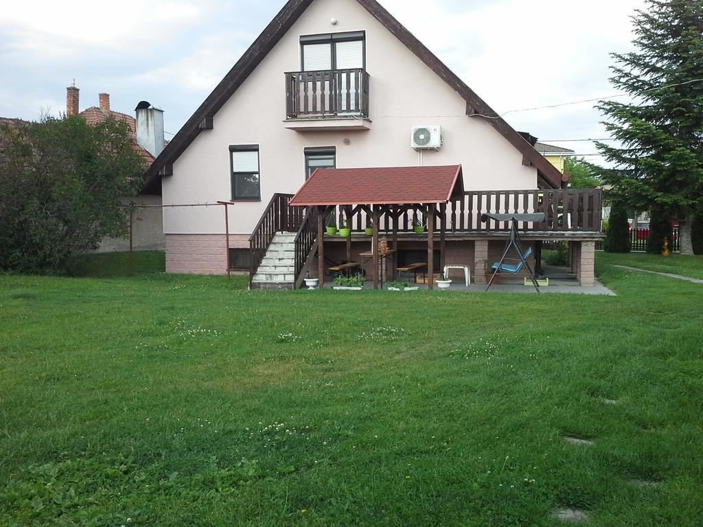 Apartament Utulny Privat Veľký Meder Zewnętrze zdjęcie